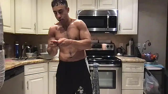 BigGuyMuscle online show from June 2026 12:46:02 AM