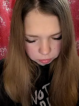 Zuli Kiska online show from February 2026 10:06:02 PM