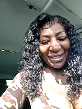 Snapshot of JosyBlack chatting on February 2025 10:37:02 AM JosyBlack online show from February 2025 10:37:02 AM