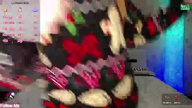 ItsAlisia online show from February 2025 01:00:02 PM