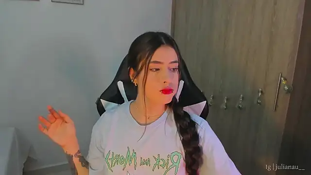 iriswest  online show from January 2025 11:00:01 PM