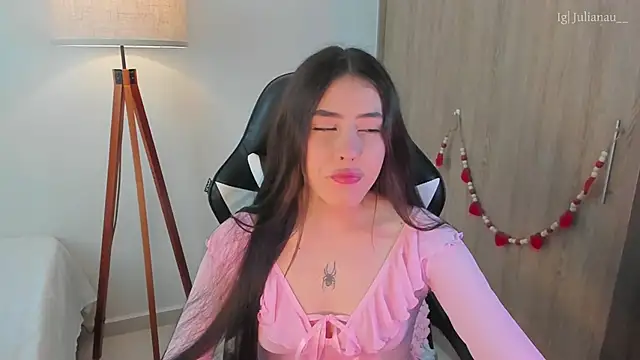 iriswest  online show from February 2025 10:47:01 PM