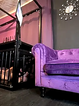 Snapshot of beauty-of-pain chatting on April 2026 05:39:01 PM beauty-of-pain online show from April 2026 05:39:01 PM