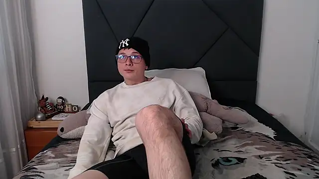 MathewCollin online show from January 2025 01:27:01 PM