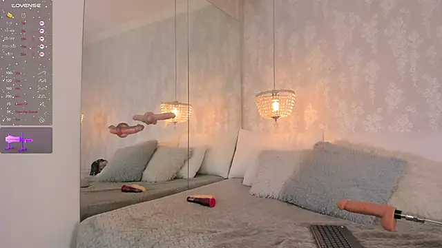 danaythamara1 online show from September 2025 09:03:02 PM