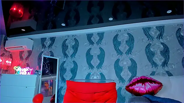 Snapshot of anneswhite chatting on February 2025 07:50:01 AM anneswhite online show from February 2025 07:50:01 AM