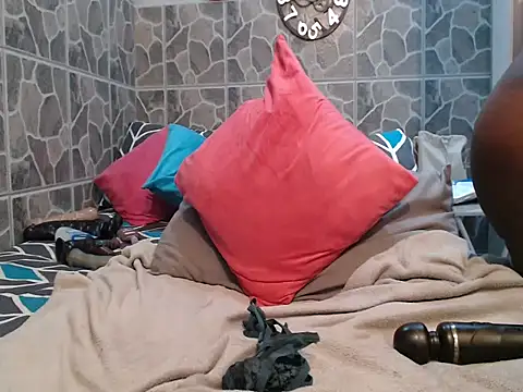 Snapshot of THREEHOLESPLEASURE99 chatting on April 2026 07:20:01 AM THREEHOLESPLEASURE99 online show from April 2026 07:20:01 AM