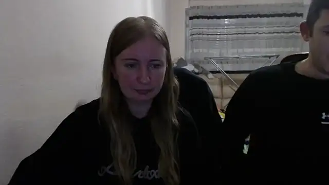 Snapshot of PeterAndJen chatting on October 2025 07:55:02 PM PeterAndJen online show from October 2025 07:55:02 PM