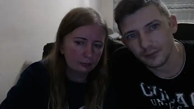 Snapshot of PeterAndJen chatting on October 2025 07:58:02 PM PeterAndJen online show from October 2025 07:58:02 PM