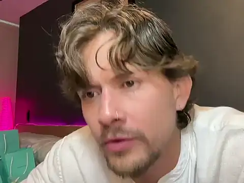 mcklister kinky feets online show from February 2026 06:19:01 PM