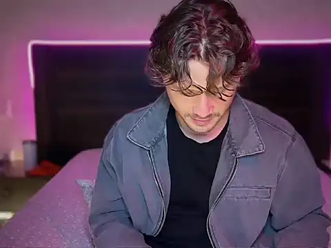 mcklister kinky feets online show from March 2026 12:27:01 PM