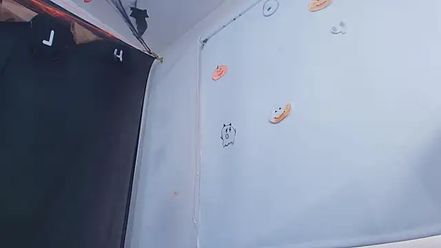 timkerbell  online show from November 2025 07:13:02 PM