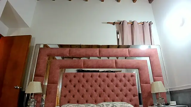 briana wonder69xxx online show from January 2026 02:33:01 PM