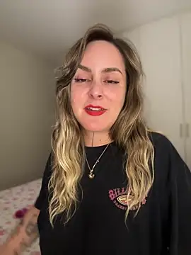 Snapshot of misslulipop chatting on March 2025 05:17:02 AM misslulipop online show from March 2025 05:17:02 AM