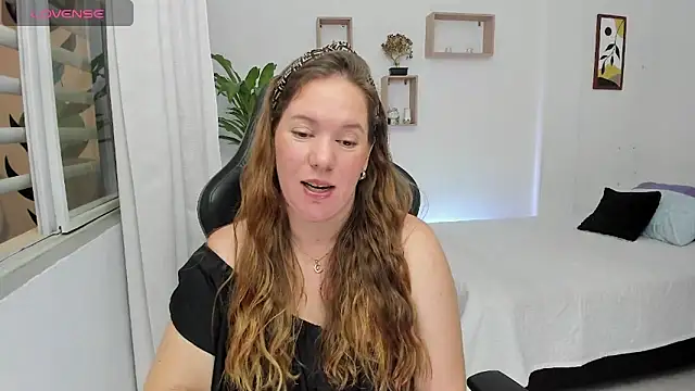 tamy shine87 online show from January 2025 02:56:01 AM