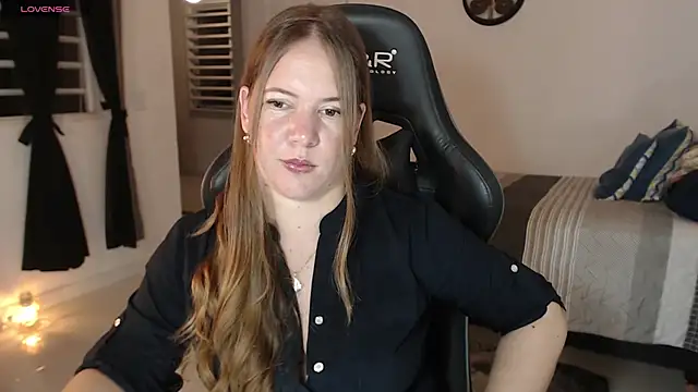 Snapshot of tamy_shine87 chatting on April 2026 12:05:01 AM tamy shine87 online show from April 2026 12:05:01 AM