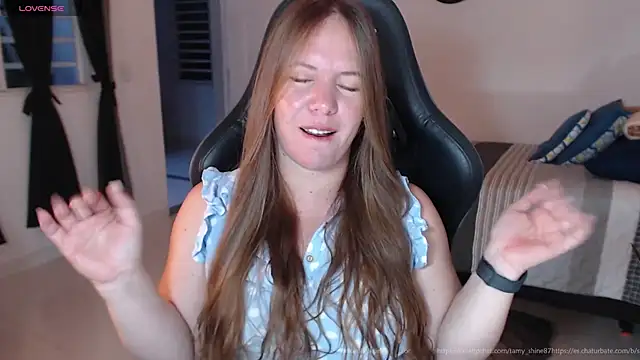 Snapshot of tamy_shine87 chatting on April 2026 10:51:02 PM tamy shine87 online show from April 2026 10:51:02 PM