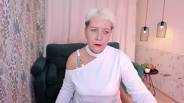 Snapshot of KathySunn chatting on March 2026 01:05:01 PM KathySunn online show from March 2026 01:05:01 PM