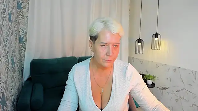 Snapshot of KathySunn chatting on March 2026 01:14:02 PM KathySunn online show from March 2026 01:14:02 PM