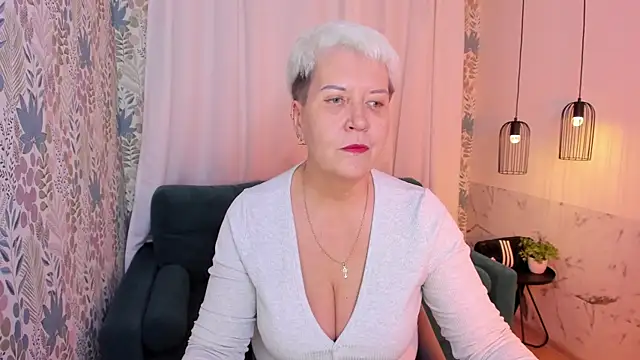 Snapshot of KathySunn chatting on April 2026 01:28:01 PM KathySunn online show from April 2026 01:28:01 PM