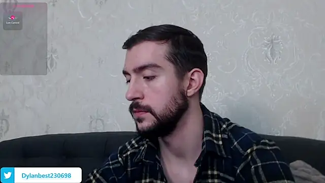 Snapshot of Dylan_Best chatting on February 2025 11:26:02 PM Dylan Best online show from February 2025 11:26:02 PM