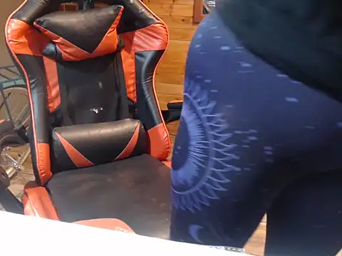 Snapshot of Hilarybunnyy chatting on April 2026 01:49:02 AM Hilarybunnyy online show from April 2026 01:49:02 AM