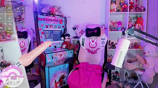 Snapshot of meda_kawaii_ chatting on January 2025 03:05:02 AM meda kawaii  online show from January 2025 03:05:02 AM