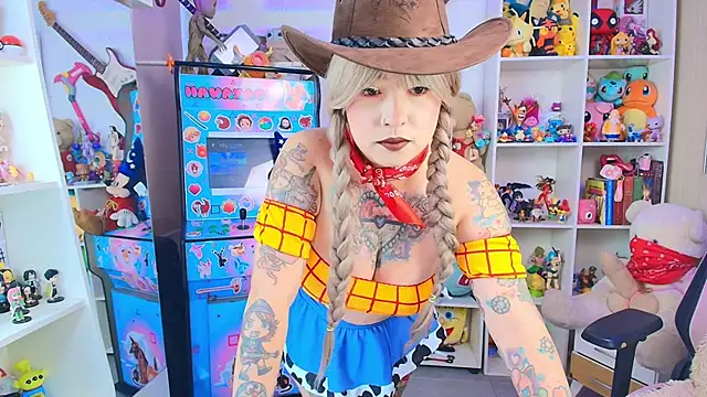 Snapshot of meda_kawaii_ chatting on October 2025 09:55:01 PM meda kawaii  online show from October 2025 09:55:01 PM