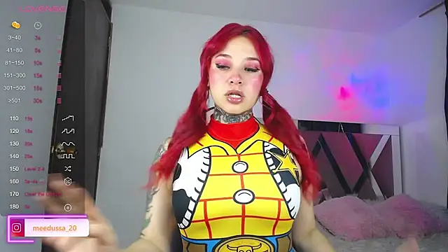 Snapshot of meedussa_20_ chatting on October 2025 06:23:01 AM meedussa 20 online show from October 2025 06:23:01 AM