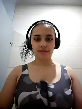 Lucy Marin online show from December 2024 11:13:01 PM