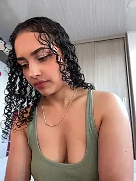 Lucy Marin online show from March 2025 03:25:02 PM