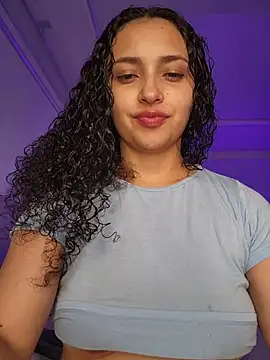 Lucy Marin online show from November 2025 10:40:01 PM