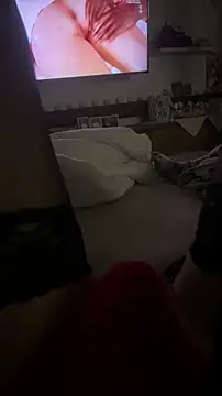 Snapshot of petuletra chatting on December 2025 01:04:02 AM petuletra online show from December 2025 01:04:02 AM