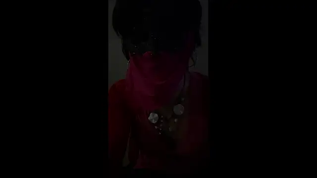 Snapshot of petuletra chatting on March 2026 11:02:01 PM petuletra online show from March 2026 11:02:01 PM