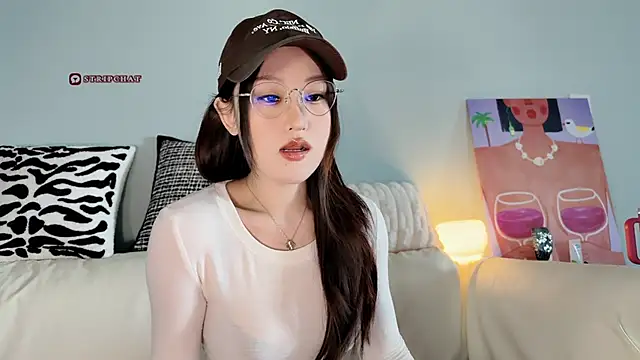 sphynx- - online show from March 2025 04:28:02 AM