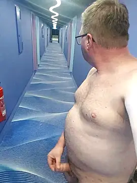 slavedh online show from April 2026 10:12:01 PM