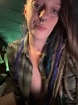 MenaDreadfull online show from October 2025 06:32:02 PM