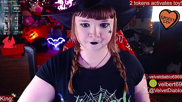 VelvetDiablo online show from October 2025 12:22:02 AM