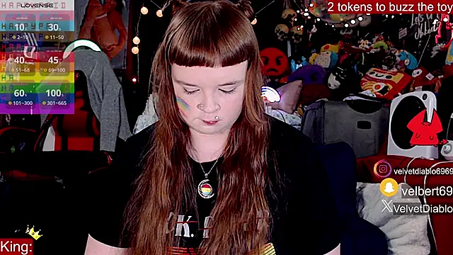 Snapshot of VelvetDiablo chatting on June 2026 12:43:02 AM VelvetDiablo online show from June 2026 12:43:02 AM