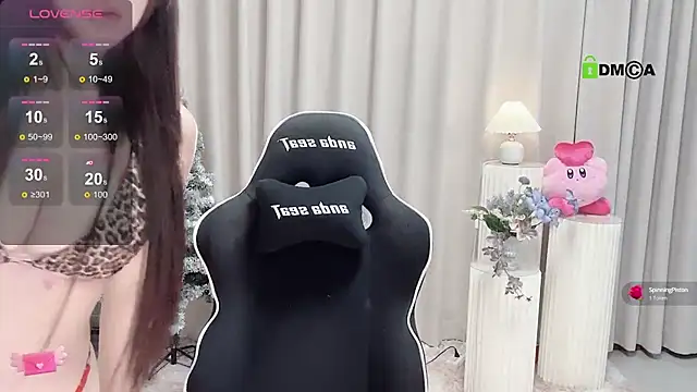 Snapshot of Happy_Kitty chatting on December 2024 02:27:01 PM Happy Kitty online show from December 2024 02:27:01 PM