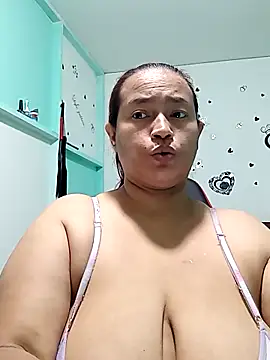 NatalySexxxMilk online show from October 2025 07:06:01 AM