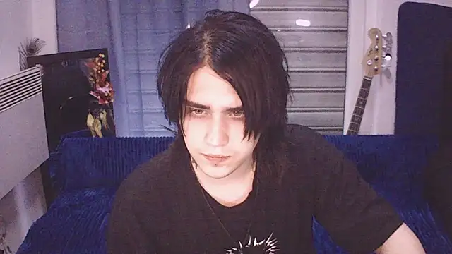 Snapshot of sademobeer chatting on April 2026 02:15:01 AM sademobeer online show from April 2026 02:15:01 AM