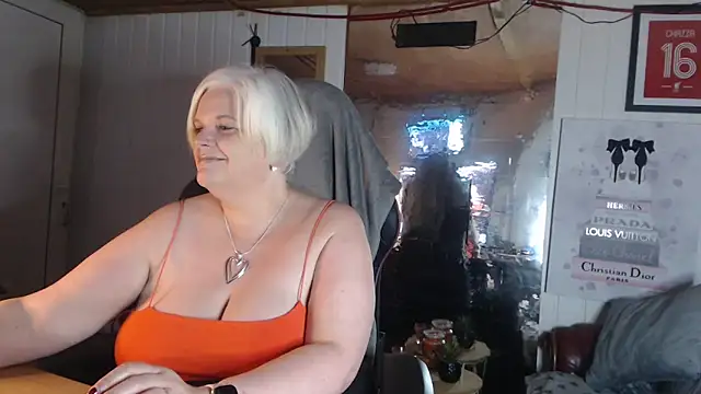 Snapshot of sexychazza16 chatting on November 2025 08:44:01 PM sexychazza16 online show from November 2025 08:44:01 PM