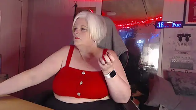 Snapshot of sexychazza16 chatting on December 2025 10:07:02 PM sexychazza16 online show from December 2025 10:07:02 PM