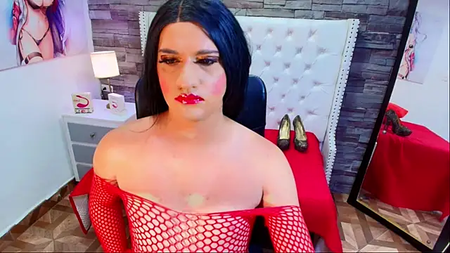 TRINY TS online show from September 2025 09:51:01 PM