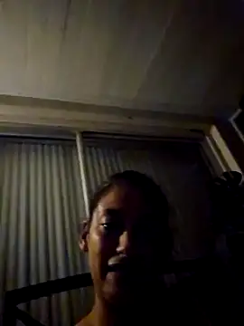 Snapshot of Nikkierosee chatting on December 2024 10:13:01 AM Nikkierosee online show from December 2024 10:13:01 AM