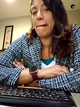 Snapshot of Nikkierosee chatting on February 2025 11:36:01 PM Nikkierosee online show from February 2025 11:36:01 PM