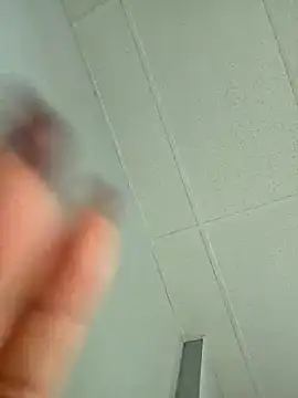 Snapshot of Nikkierosee chatting on September 2025 04:01:01 PM Nikkierosee online show from September 2025 04:01:01 PM