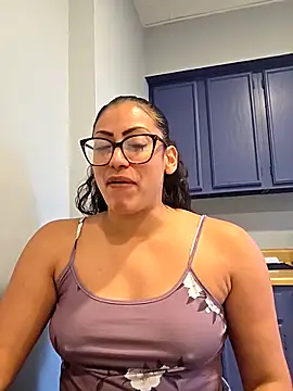 Snapshot of Nikkierosee chatting on October 2025 09:36:02 PM Nikkierosee online show from October 2025 09:36:02 PM