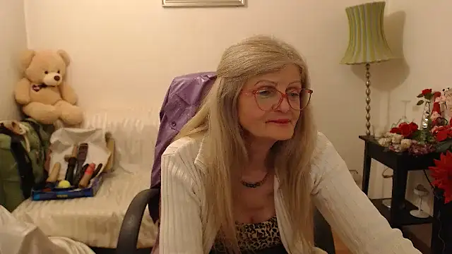 Snapshot of BlairFort chatting on March 2025 07:06:02 PM BlairFort online show from March 2025 07:06:02 PM